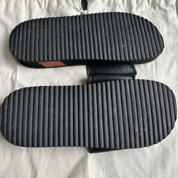 Loewe men leather slides 9.5 - Picture 5 of 5
